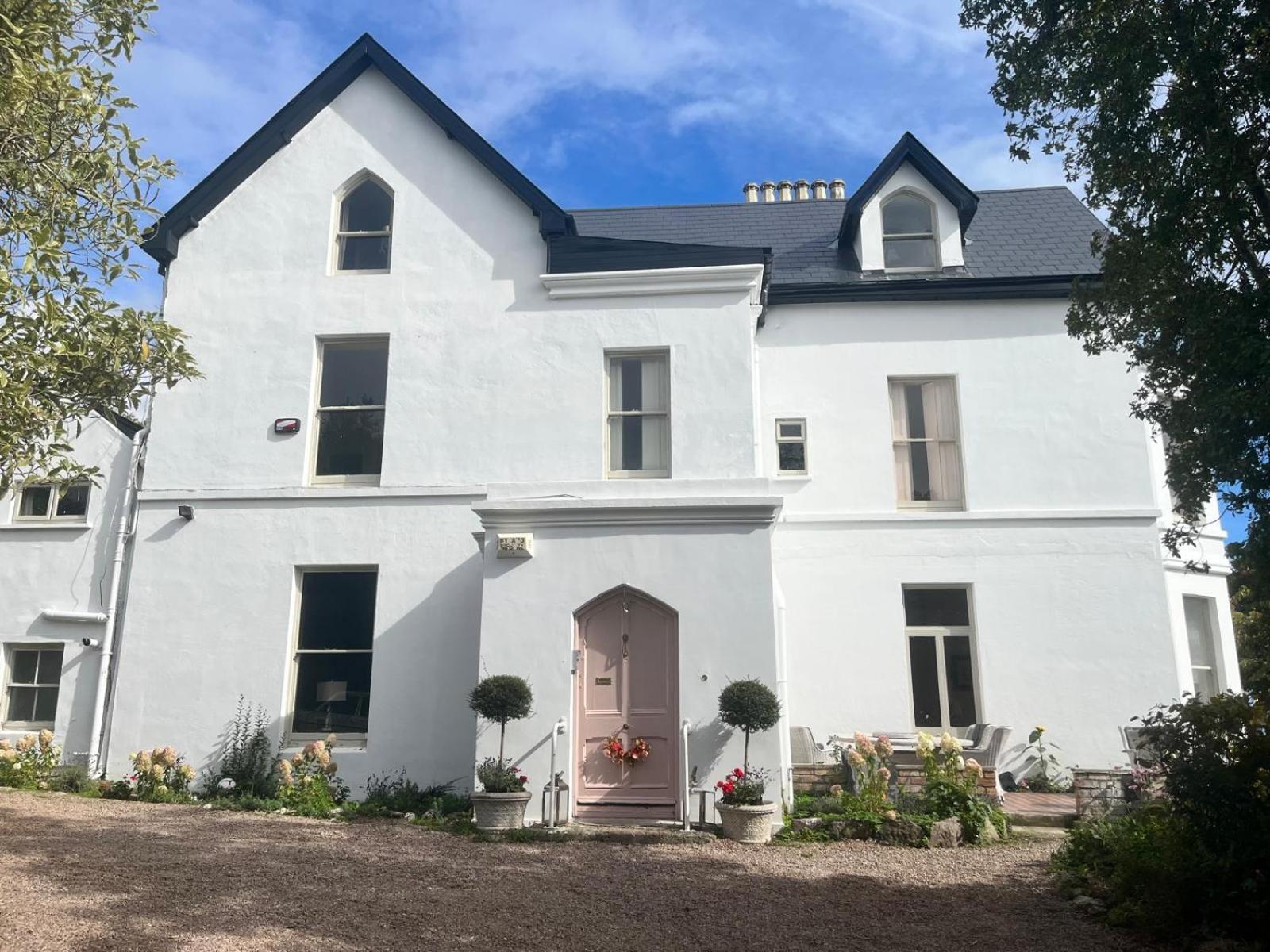 Bed and Breakfast Lynwood House An Cóbh Esterno foto